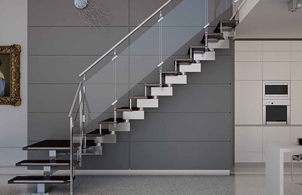 Cầu thang kính cường lực