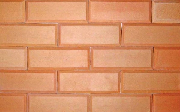 Sử dụng gạch ốp tường kém chất lượng ảnh hưởng đến sức khỏe người dùng